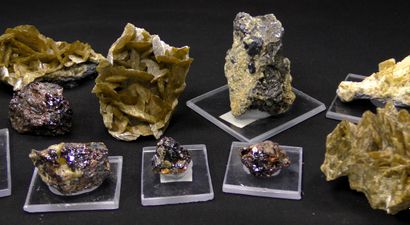 null Set of minerals from the coal mines of La Mure d'Isère. 
Five nice sphalerites,...