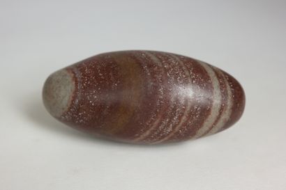 null Shiva lingam
Length: 10cm.