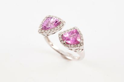 null Original Vous Moi ring in 18k white gold set with faceted pink sapphires surrounded...