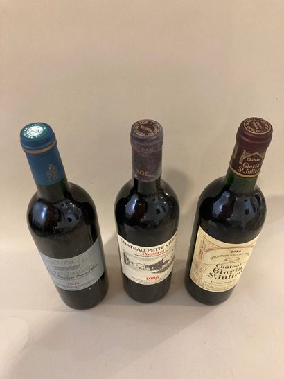 null Set of three bottles of wine:
- A bottle of wine Château Gloria Saint Julien,...