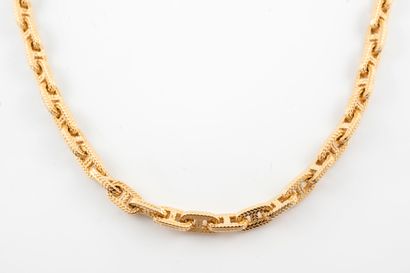 null HERMES, Paris 
18k yellow gold braided anchor chain necklace.
Signed "Hermès...