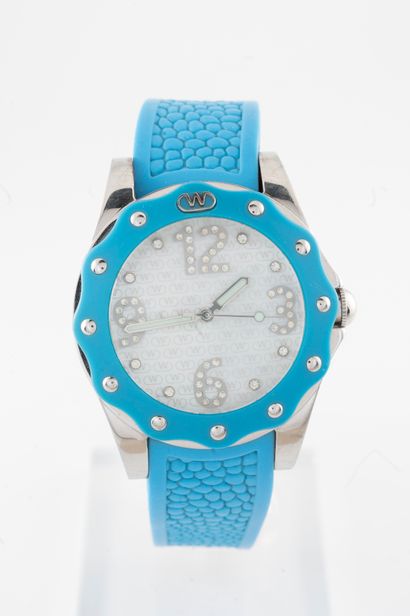 null WINTEX, Maremosso
Steel watch. Round case with scalloped blue bezel. White mother-of-pearl...