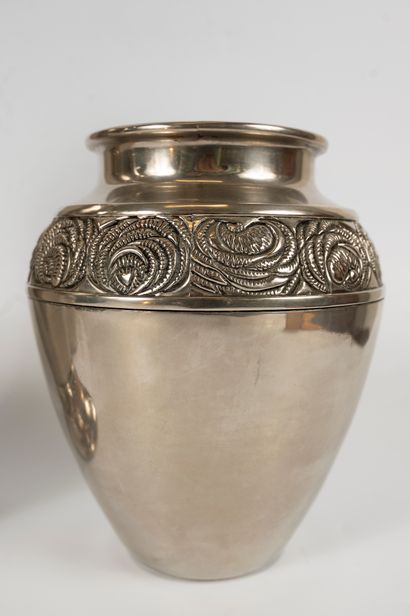 null Set of three silver-plated baluster-shaped vases decorated on the shoulder with...