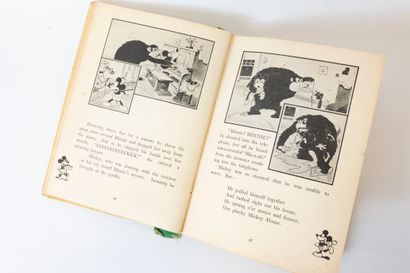 null MICKEY MOUSE MOVIE STORIES
English edition. Dean Son Ltd, London. No date.
Bears...