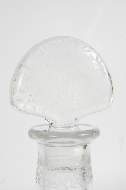 null BACCARAT
Crystal decanter engraved with leafy interlacing. 
Stamped.
Height:...