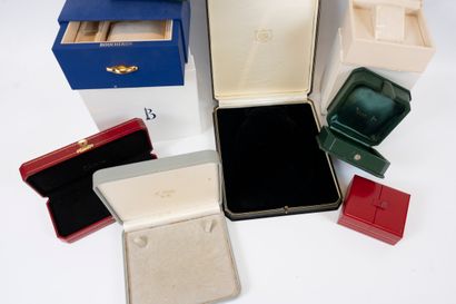 null Lot of eight miscellaneous watch and jewelry cases, including Cartier, Fred,...
