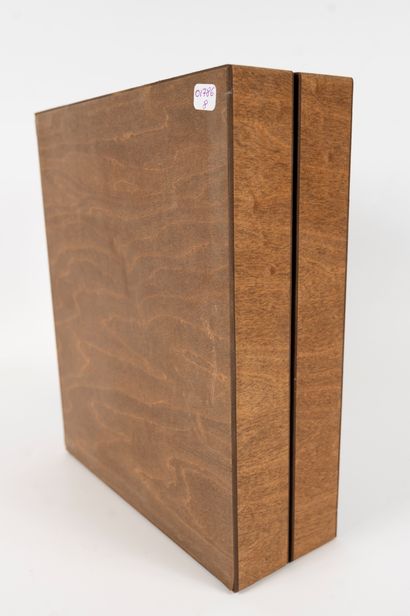 null Boxed set including two books: Hans Peter Landolt's study of Erasmus's Praise...