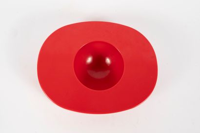 null Giorgio SOAVI for OLIVETTI
Red plastic O ashtray. In cardboard box.
5 x 19 x...