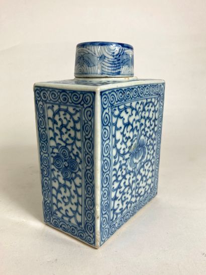 null CHINA, 20th century 
Blue-white porcelain bottle with rectangular cross-section,...