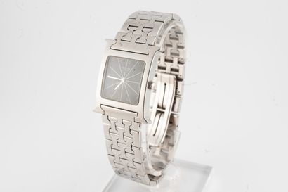 null HERMES Paris
Heure "H" Steel wristwatch with black guilloché dial, Arabic numerals,...