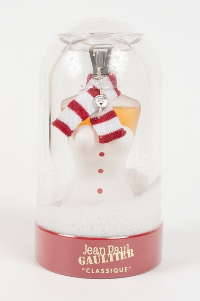 null JEAN PAUL GAULTIER "Classique" snowball edition.
Spray bottle, white corset...