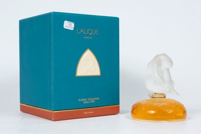 null LALIQUE France « Le nu », édition 1996.
Flacons en cristal avec PDO. Série limitée,...