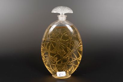 null RENE LALIQUE « Tantôt »
Rare et exceptionnel flacon créé par René Lalique en...