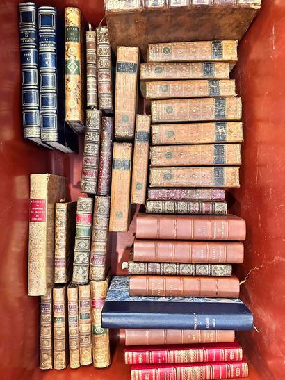  Lot de livres dont : TACITE. Œuvres. Nouvelle traduction. Barrois, 1790,. 3 volumes... Gazette Drouot
