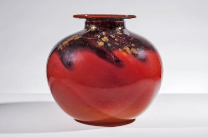 SCHNEIDER-Important vase boule en verre marbré...