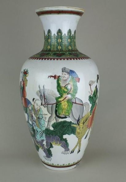 null Vase en porcelaine à décors de cavaliers polychromes sur fond blanc – CHINE-XIXè-...
