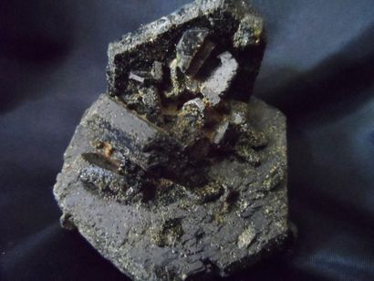 Minéralogie Epidote - Mine Raywoo Baluchistan (Pakistan)

7x7x6cm

Monocristal d...