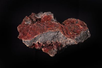Minéralogie Rhodocrosite (Mine Moanda Gabon)

29x17x18cm Rare de trouver une pièce...