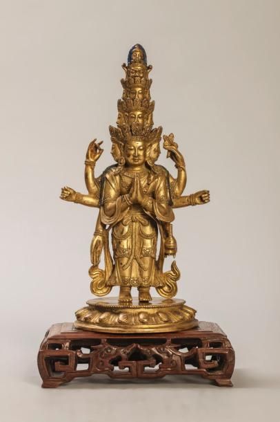 Arts d'Asie Avalokitésvara, le Buddha de la compassion appelé également Chenrezig...
