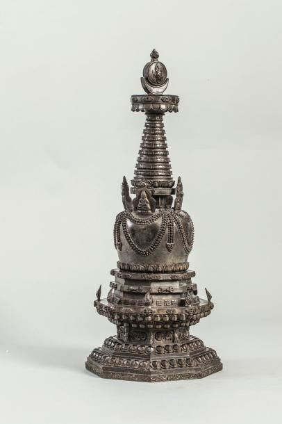 Arts d'Asie Stupa monument commémoratif du Buddha Parinirvâna ou d'un saint Bouddhiste...