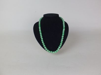 BIJOUX Collier en perles de jade et or, PB 80,1g