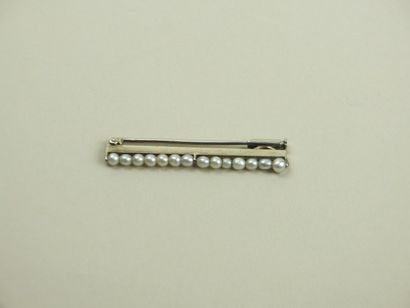 BIJOUX Broche barrette or gros ornée d'une ligne de 14 petites perles, PB 2,7g
