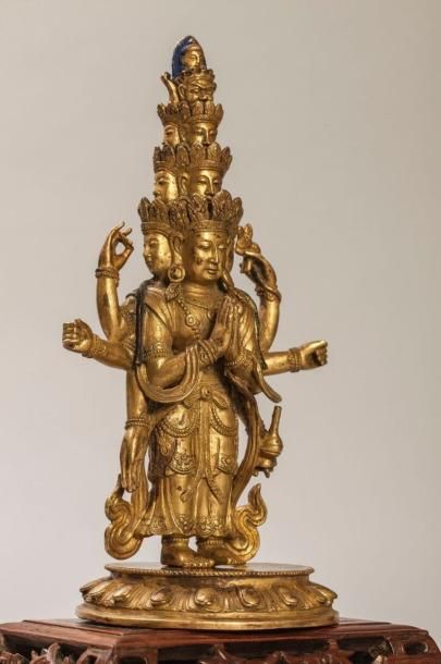 null Avalokitésvara, le Buddha de la compassion appelé également Chenrezig sous sa...