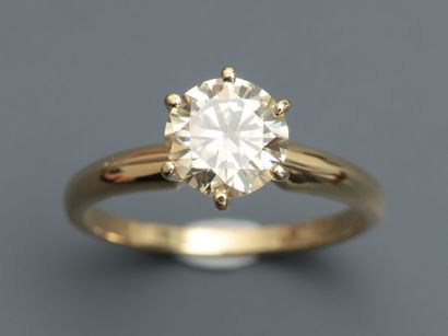 null Bague solitaire en or jaune , 750 MM, ornée d'un - diamant jaune - taille brillant...