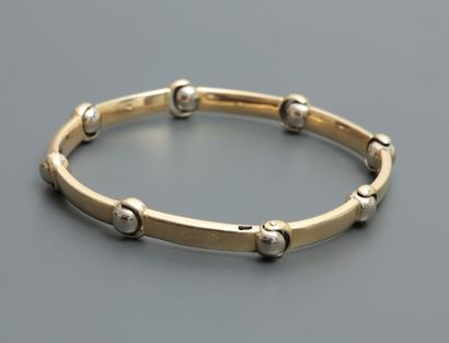 null Bracelet formé de huit sections d' or jaune, 750 MM, marqué - Baraka - , poids...