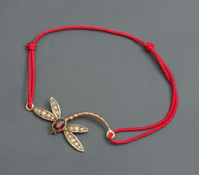 null Bracelet " Libellule " en or jaune, 585 MM, sur cordon rouge, longueur : 4 cm,...