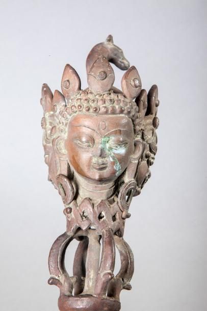 null Dague rituelle Hayagriva Phurbu. Bronze et fer. Tibet. Fin de la dynastie Qing....