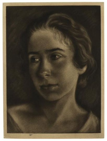 Baron Adolf DeMeyer (1868-1946) Portrait de femme
Photogravure sur papier mat, 240x182...