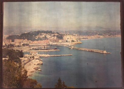 null Autochromiste de la Côte d'Azur
Baie des Anges, Nice, années 1910
Autochrome...
