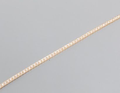 null Bracelet ligne en or jaune, 585 MM, souligné de diamants taille brillant en...