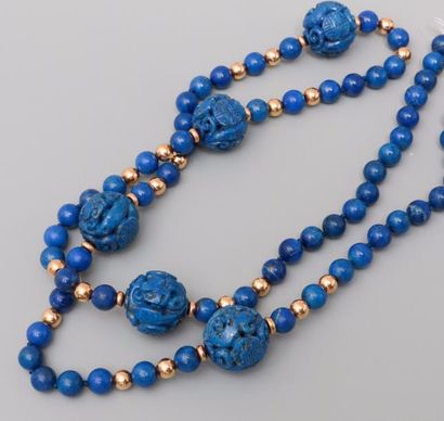 null Collier formé de perles de lapis lazulis, 585 MM, intercalaires d'or 585MM,...