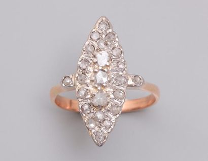 null Bague "Marquise" en or jaune, 750 MM, recouverte de diamants taille rose, taille...