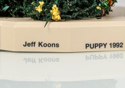null Jeff Koons (1955- ): Puppy, sous plexiglas, 1992, 20 x 19 cm.