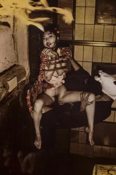 null Atsushi Sakai, Japon: Oeuvre " Shibari " dans la tradition du " bondage " japonais...