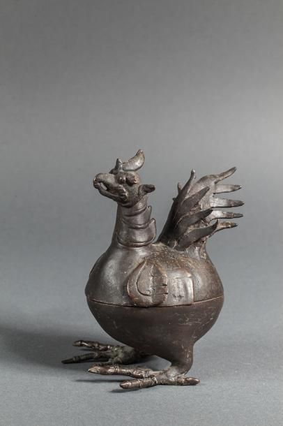 null Brûle parfum zoomorphe illustrant un phœnix. Bronze. Chine. Dynastie Qing.18...