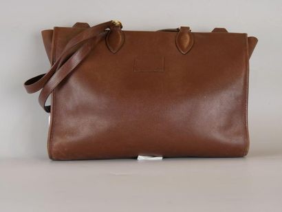 null HERMES - Grand sac 2 anses modèle "KABA"- Cuir marron grené - 40cm 