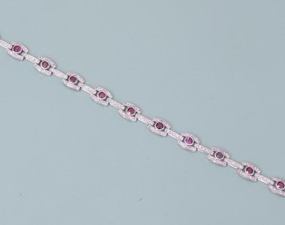 null Bracelet en or gris, 750 MM, maillons soulignés de rubis ronds, total : 3,50...