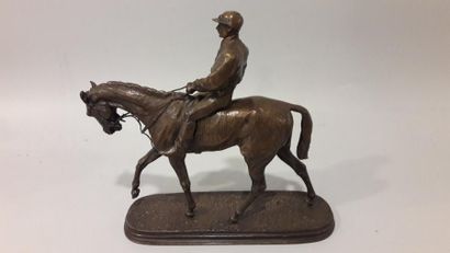 null Pierre-Jules MENE (1810-1879) - Jockey - Epreuve en bronze à patine médaille,...