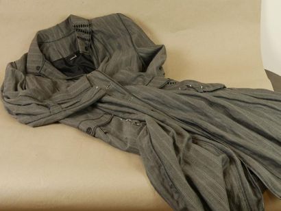 null ANIMAL - Manteau de printemps en tissus gris à chevrons- T 38- Très bon état...