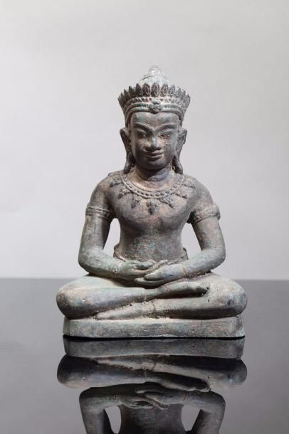 null Bouddha assis en bronze, Khmer XIX eme , Hauteur : 19,50 cm 