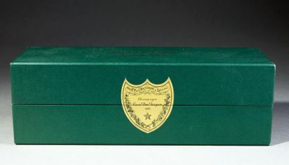 null Champagne, MOET ET CHANDON, coffret scellé, 1995.