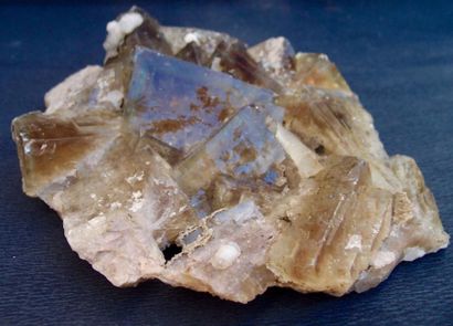 null Fluorite beige

Mine d'EL Hamman, Province de Khemisset, Maroc.Placage de cristaux...