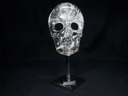 null Très joli Mortuaire ou « Masque tête de mort » contemporain. Réalisé en cristal...