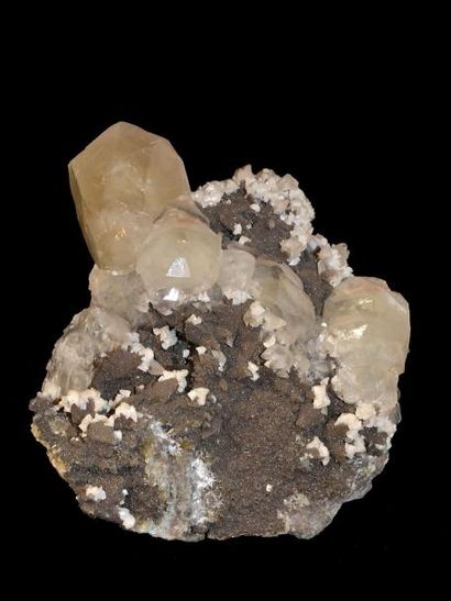 null calcite et dolomite.Beau spécimen dans d’excellentes conditions.mine Moscona,...