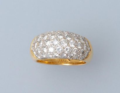 null Bague anneau en or jaune, 750 MM, recouverte de très beaux diamants taille brillant,...