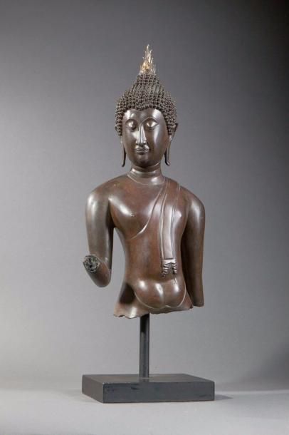 Buste de Buddha marchand au visage et au...